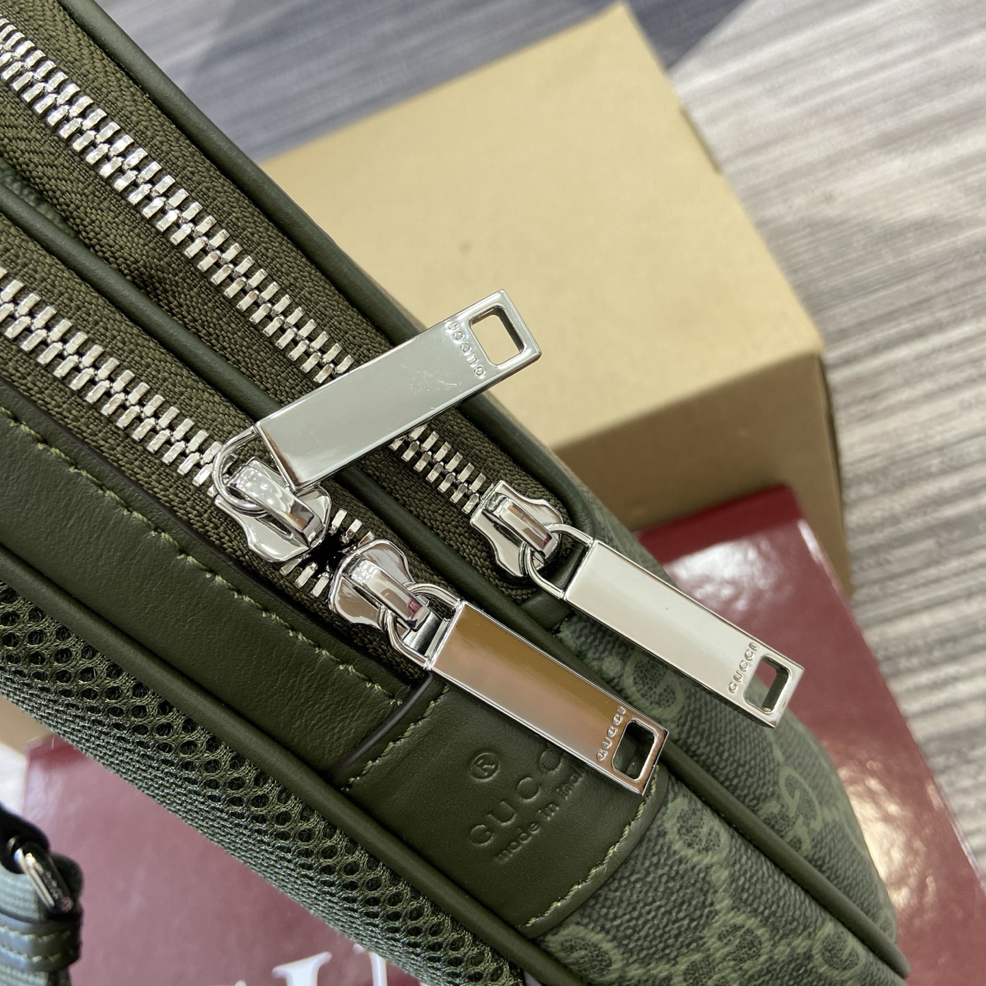 Gucci GG Monogram small slingbag