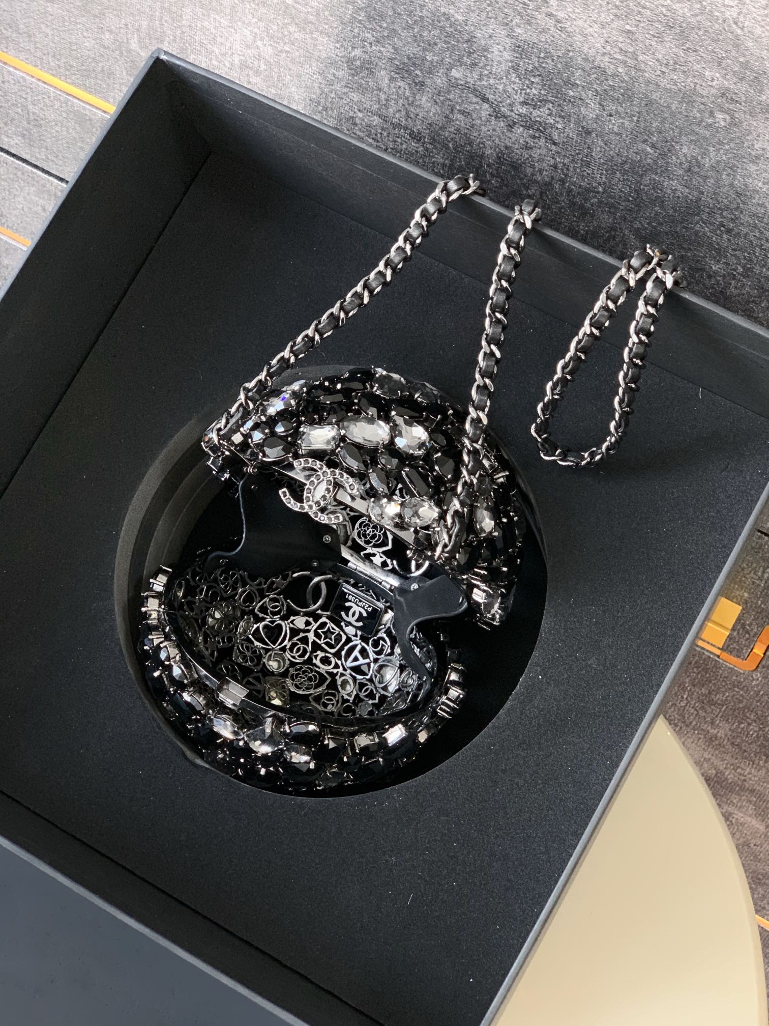 chanel diamond ball Bag
