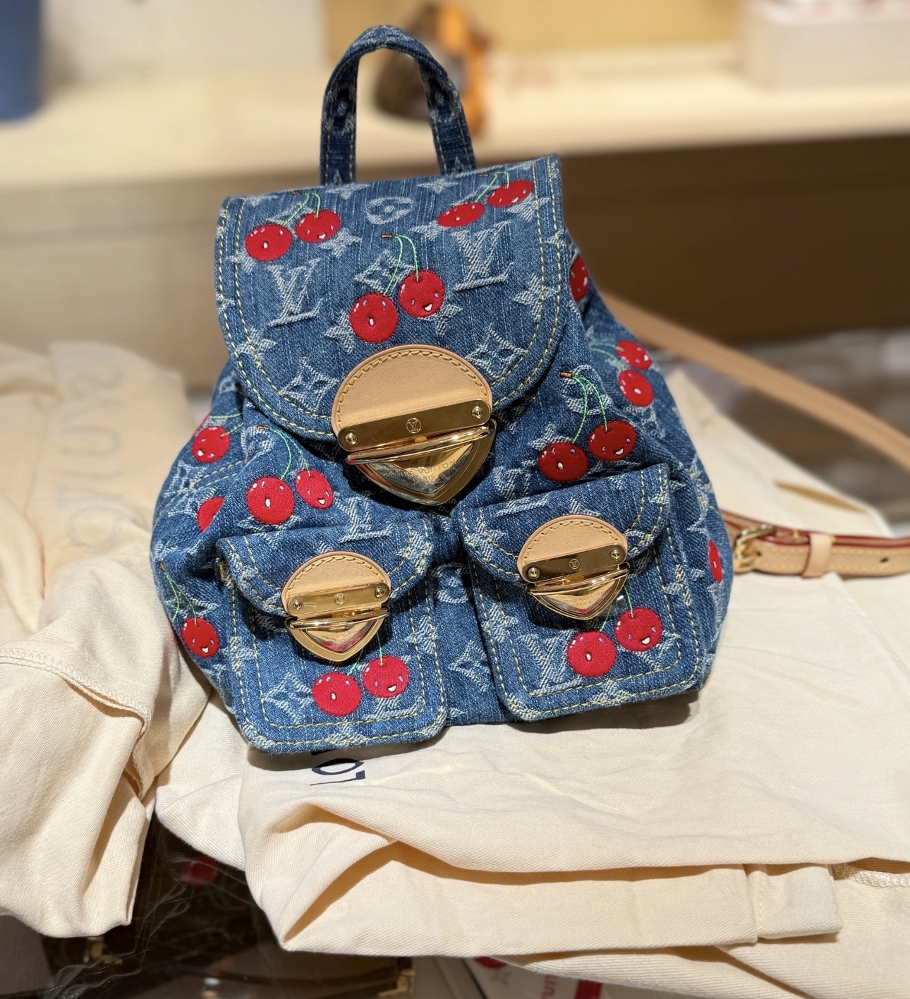 LV x TM M13679 Venice NM