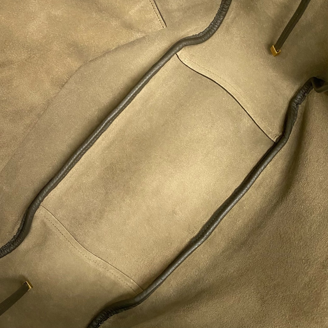 YSL LE 5 À 7 BEA IN GRAINED LEATHER-LIGHT MUSK