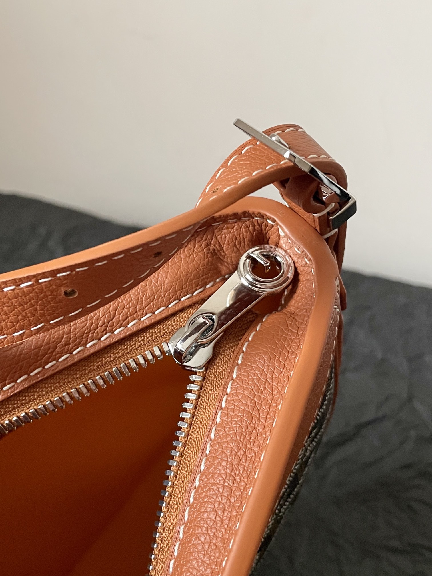 Goyard Hirondelle Bag in Black & Brown 🤎