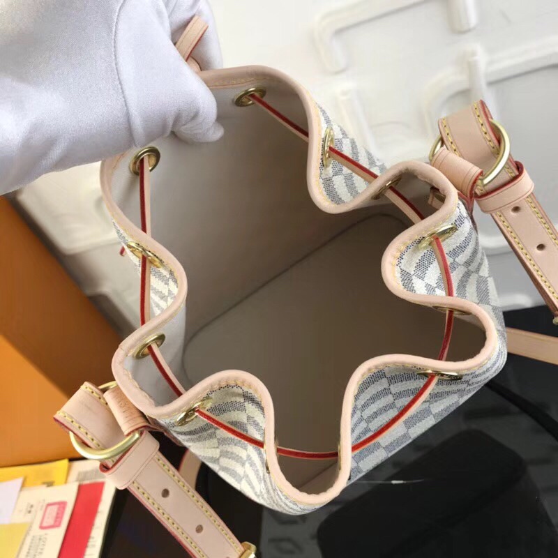 Louis Vuitto Damier Azur Noé BB