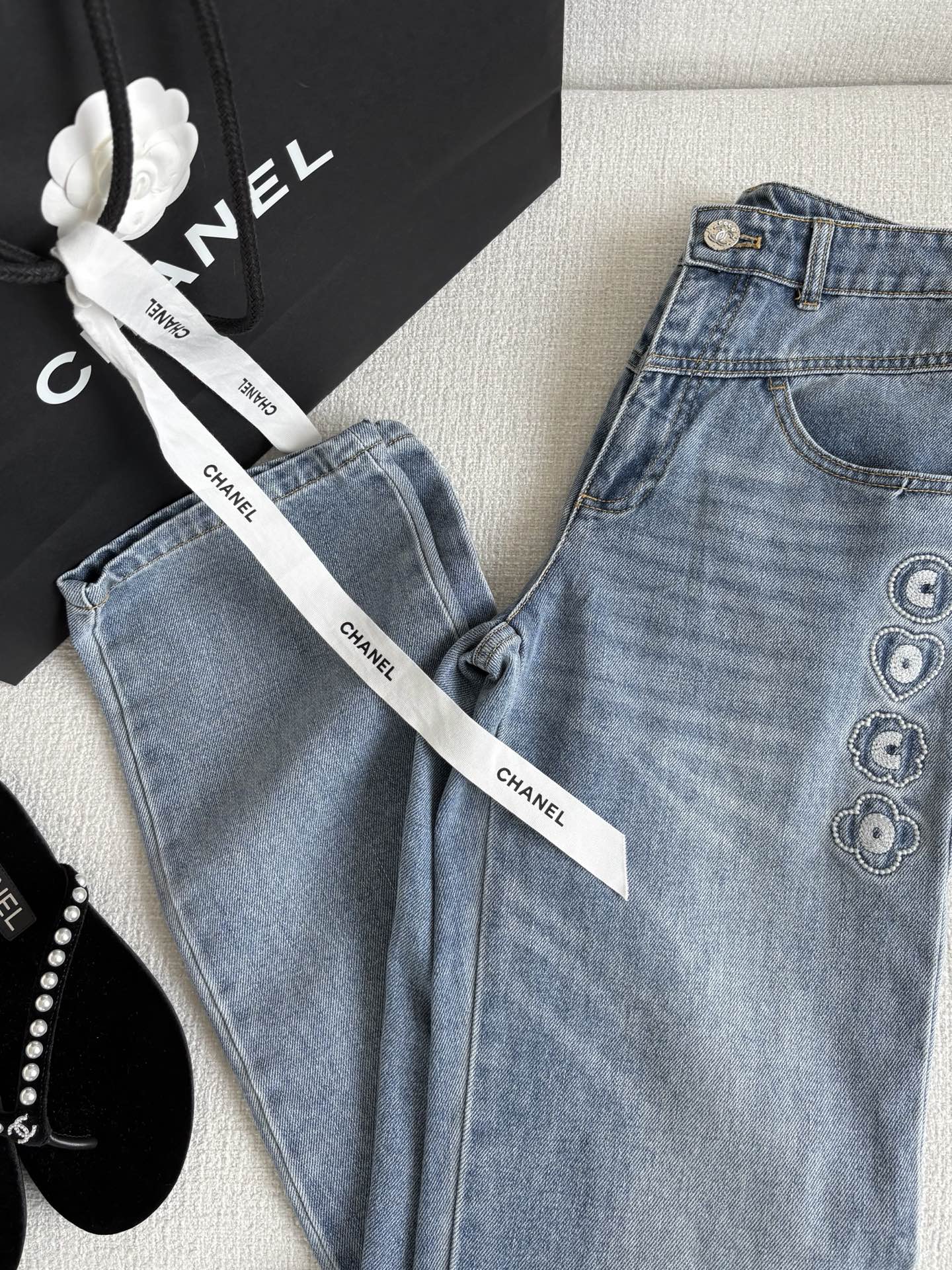 Chane Jeans Embroidered Denim Blue