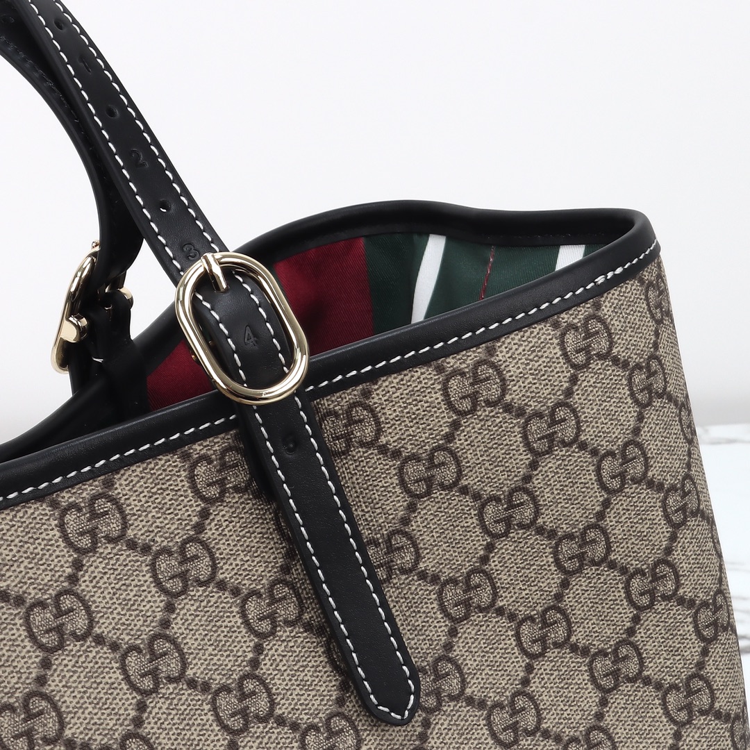 New GG Emblem series medium shoulder bag