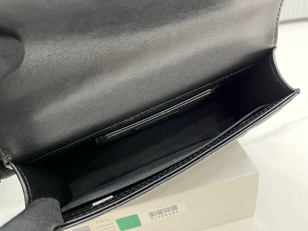 Chanel 23P Lion Head Quilted Flap Bag