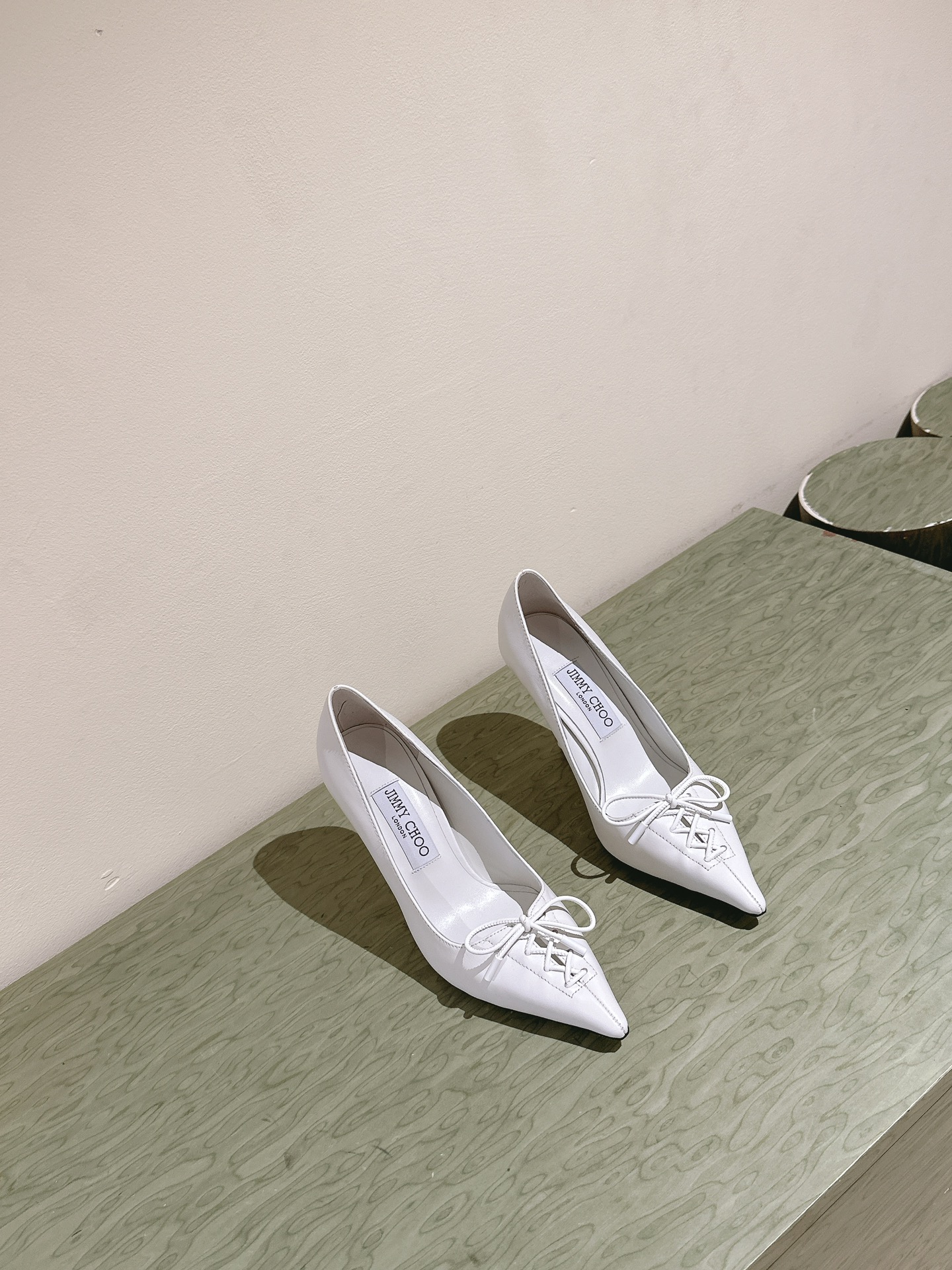 Jimmy Choo | ²⁰²4 𝐬𝐬-White