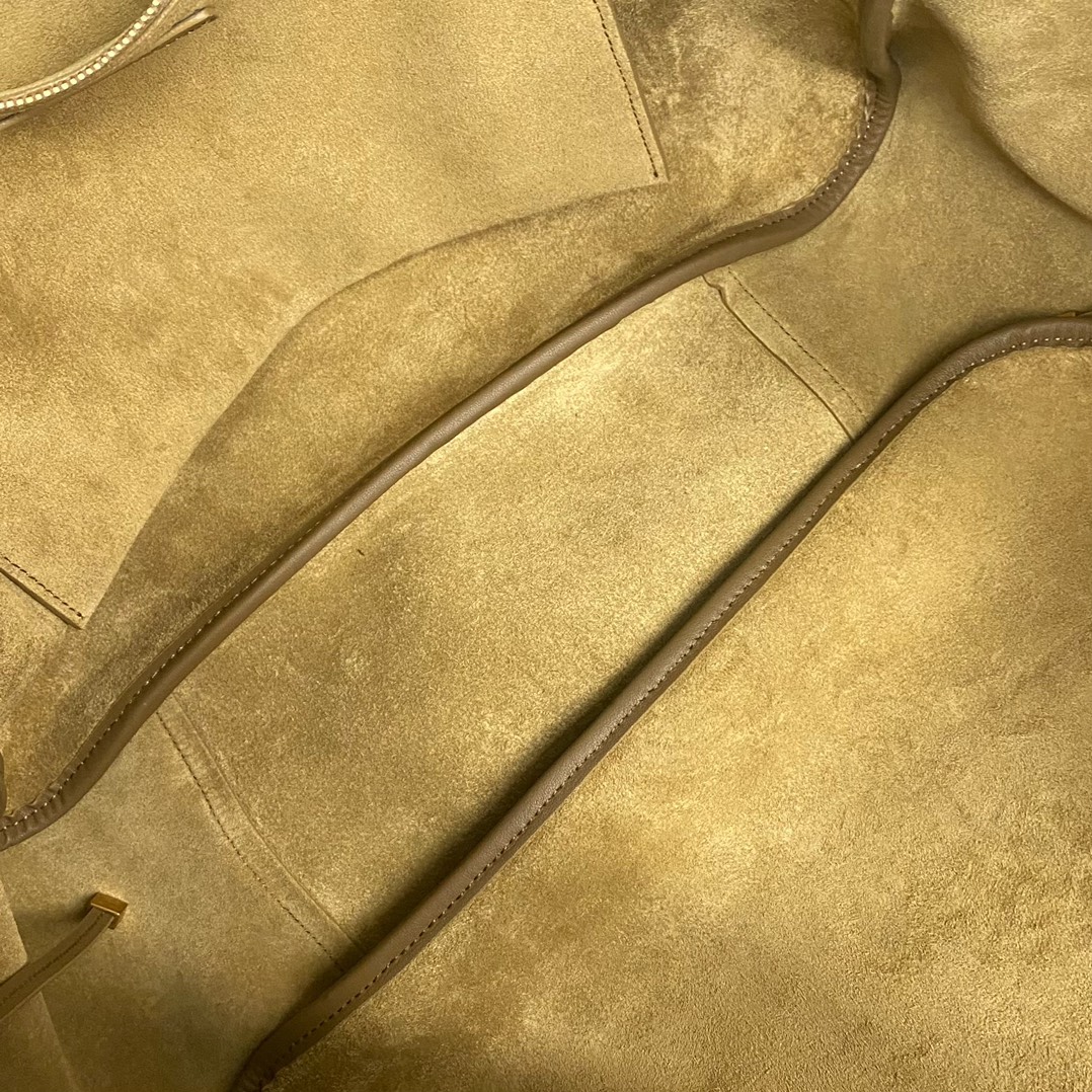 YSL-LE 5 À 7 BEA in suede