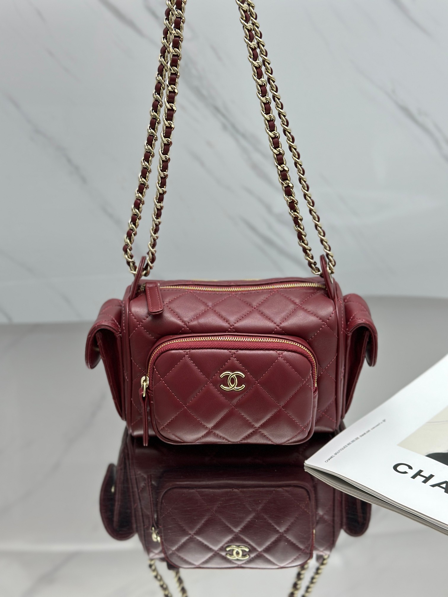 24K camera bag small date red