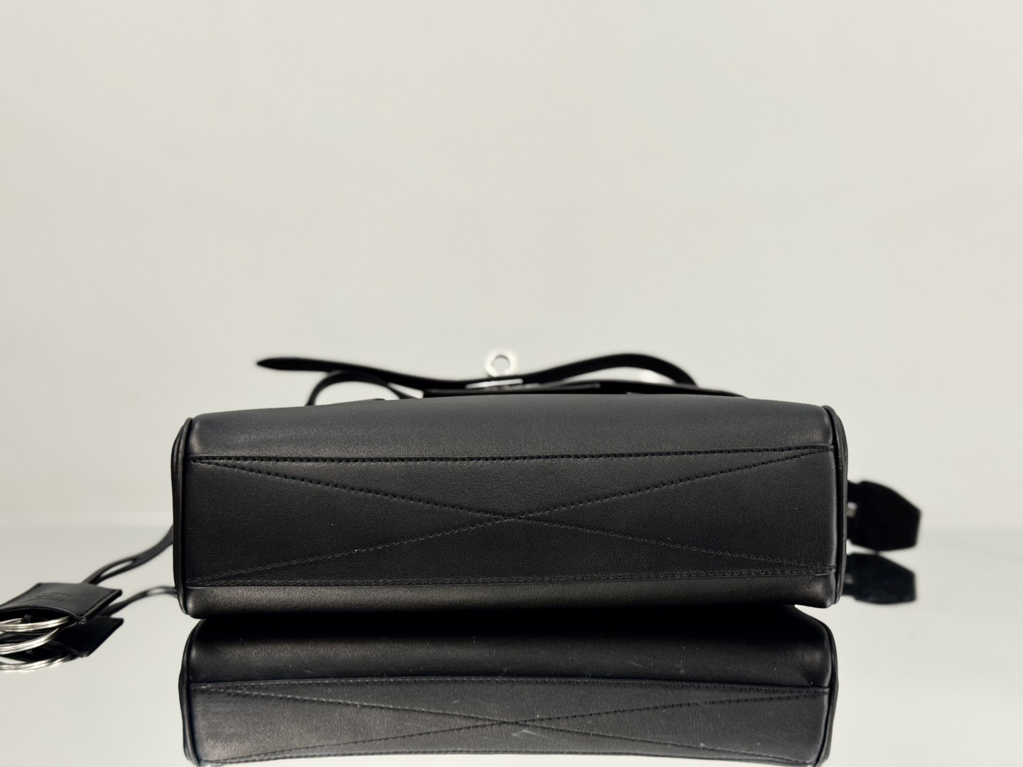 BALENCIAGA Men's Bel Air Zipped Messenger Bag Small in Black