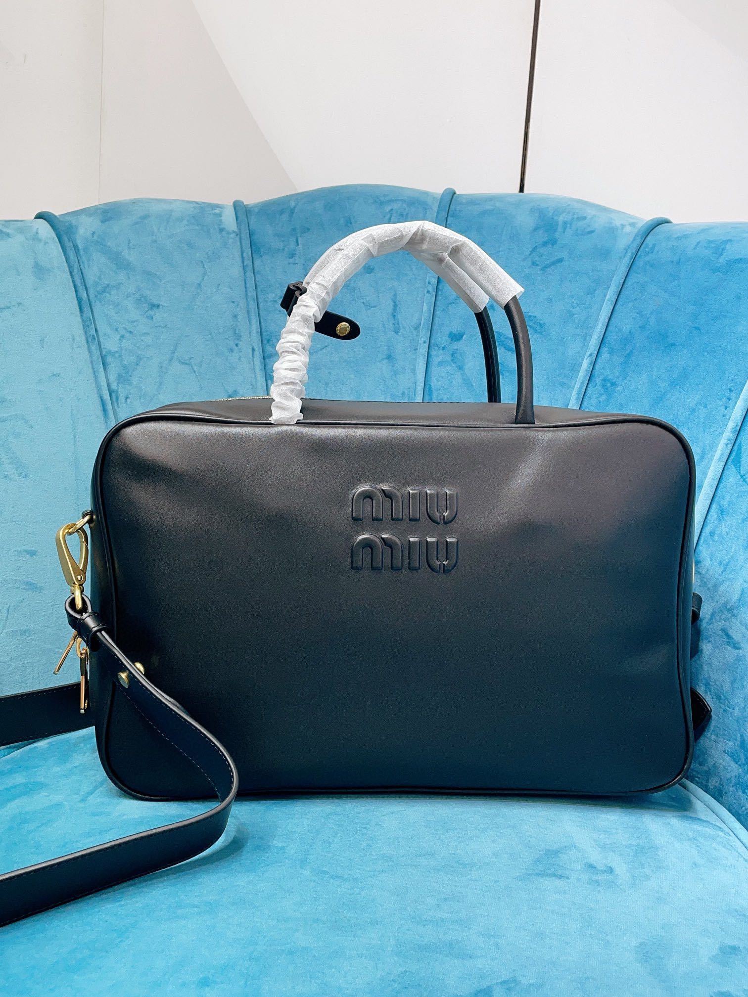 Miu Miu-Leather Beau bag-Black
