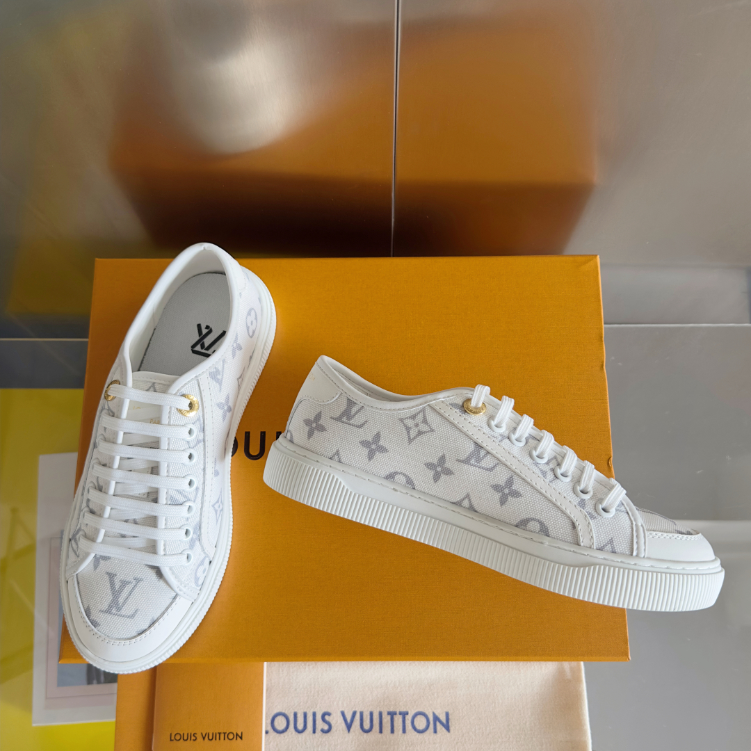 LV Lagoon Denim Monogram Embossed Canvas Sneakers-cherry