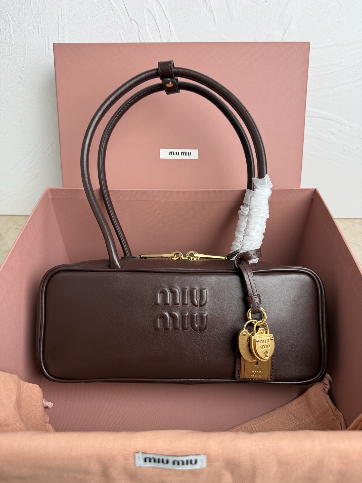 MiuMi*25ss shoulder bag