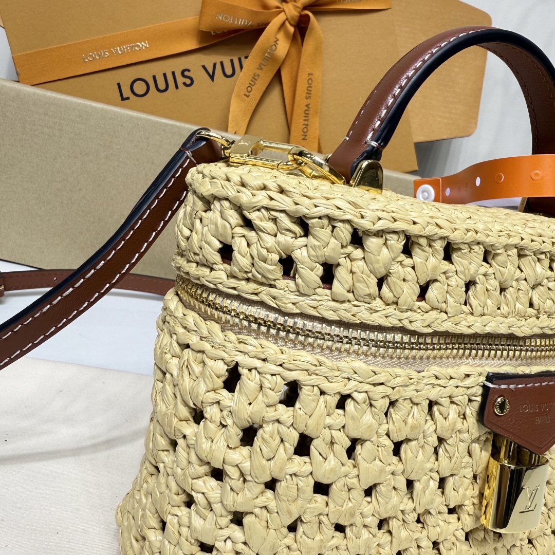 Louis Vuitton M14303 Vanity Chain Pouch