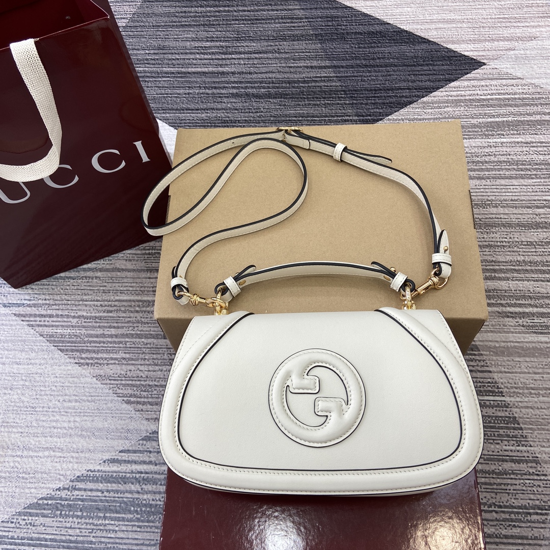 Gucci Blondie medium top handle bag-white