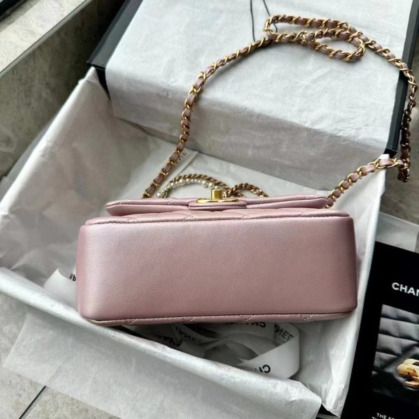 24P new pearl mini cf chain bag