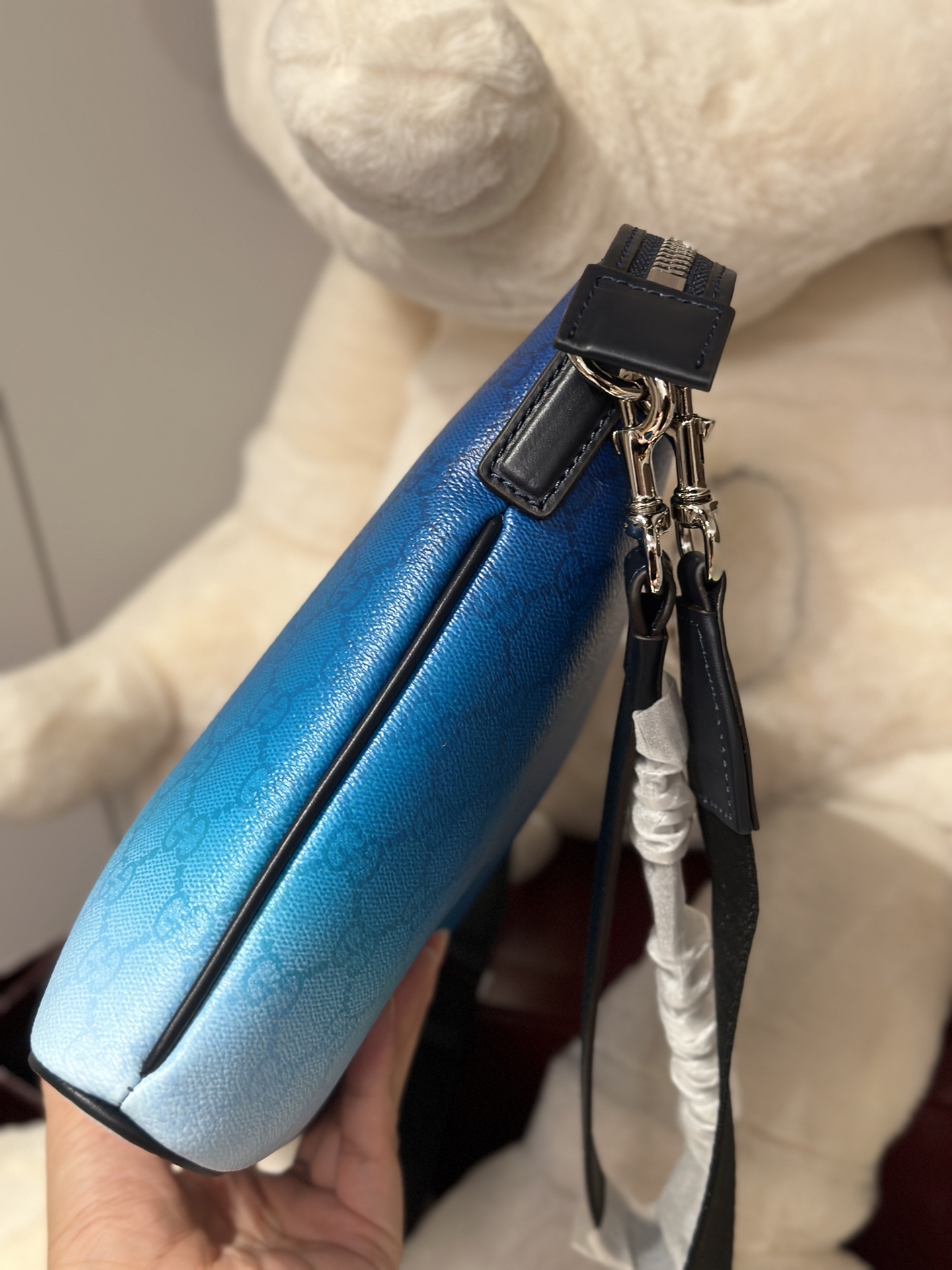 Gucci Chroma small pouch