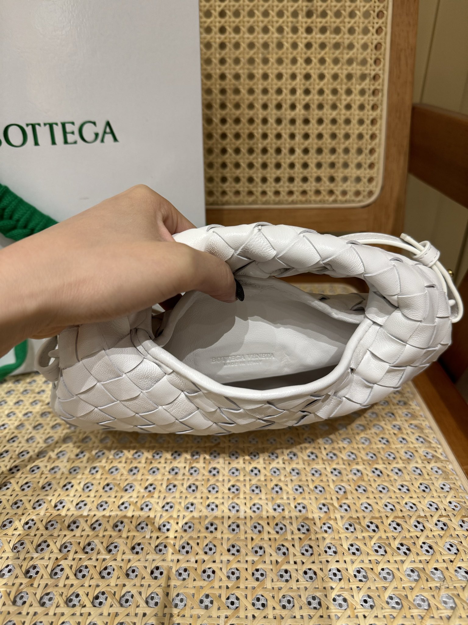 mini Hop crossbody bag Lotus Powder