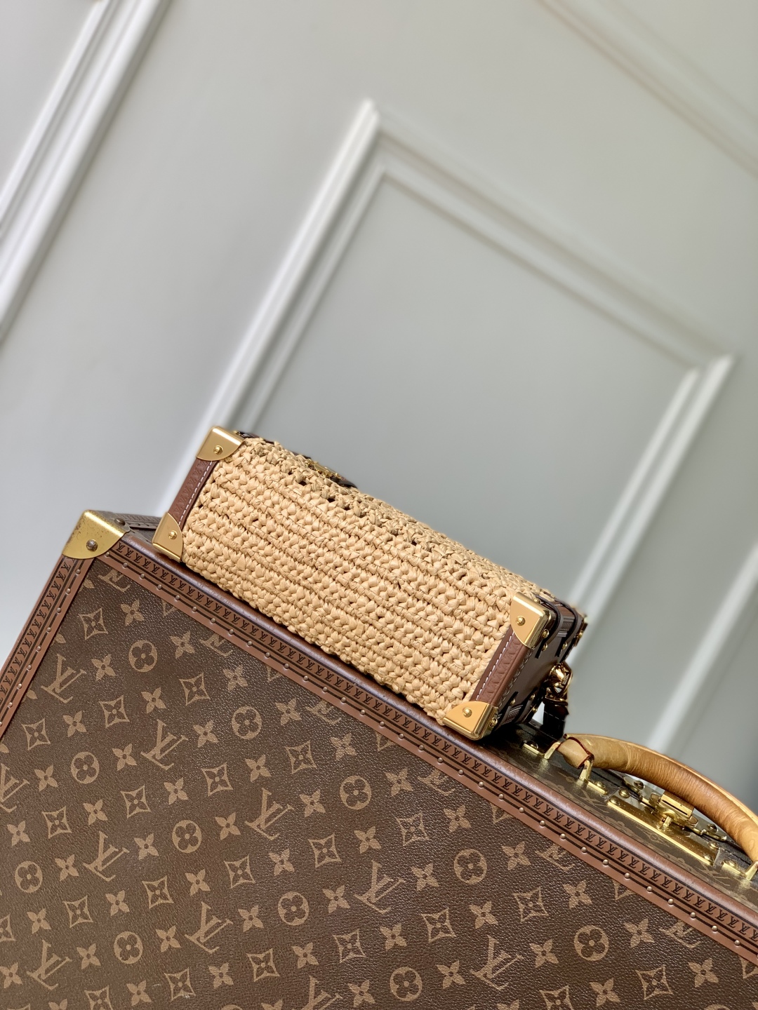LV M14405 Side Trunk MM