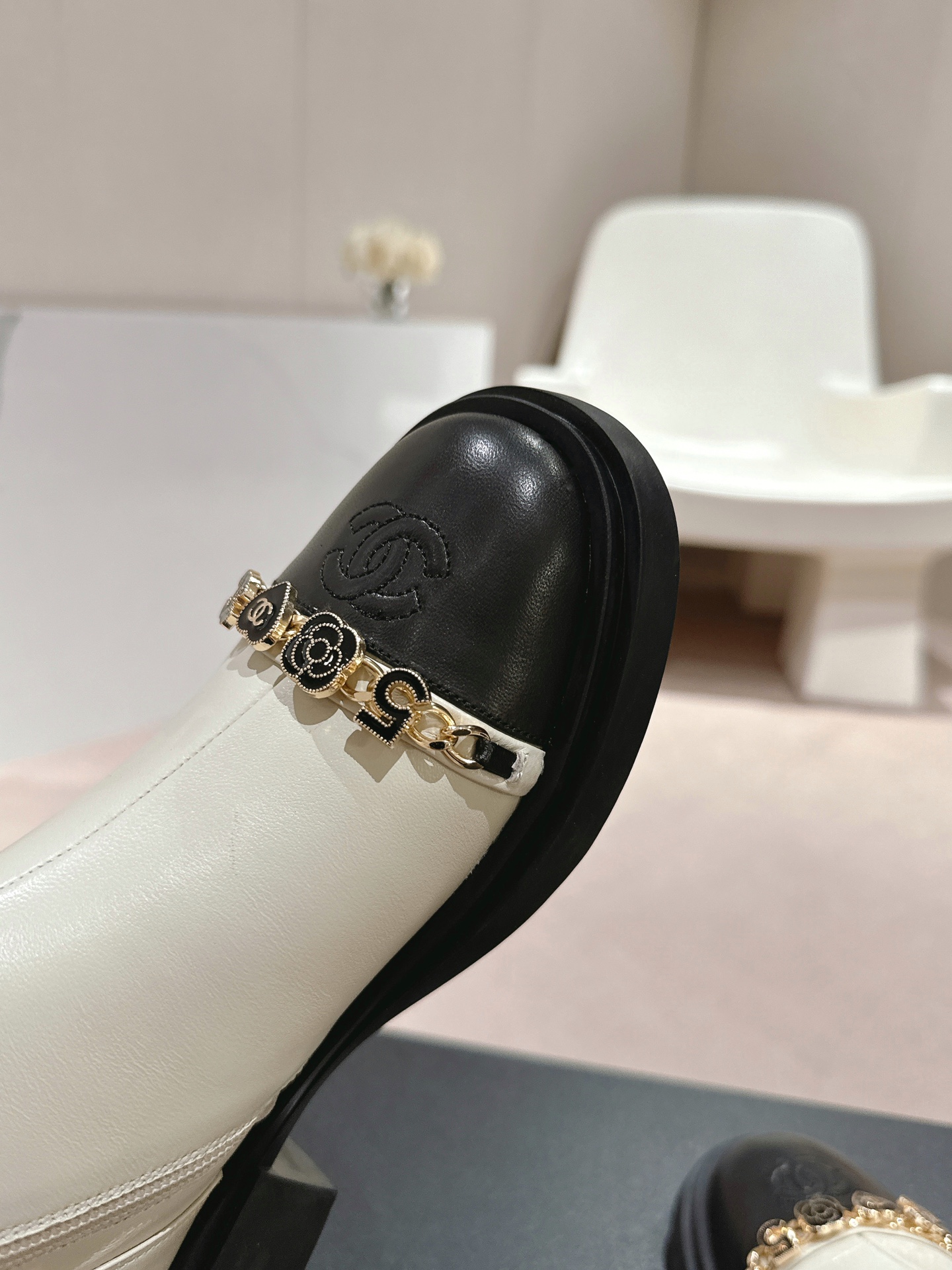 CHANEL 2024 -Boots