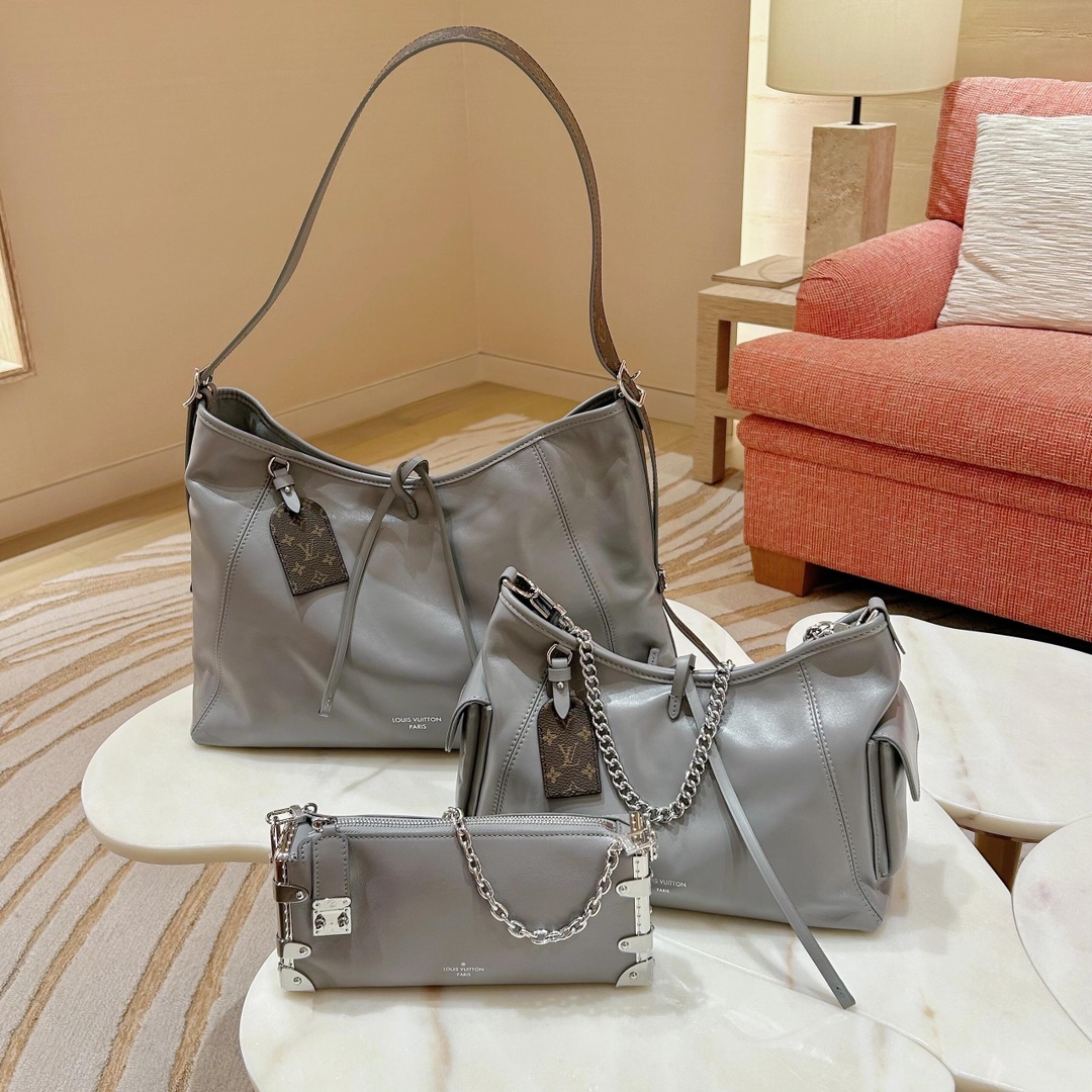 Louis Vuitton M12583 CarryAll Dark MM