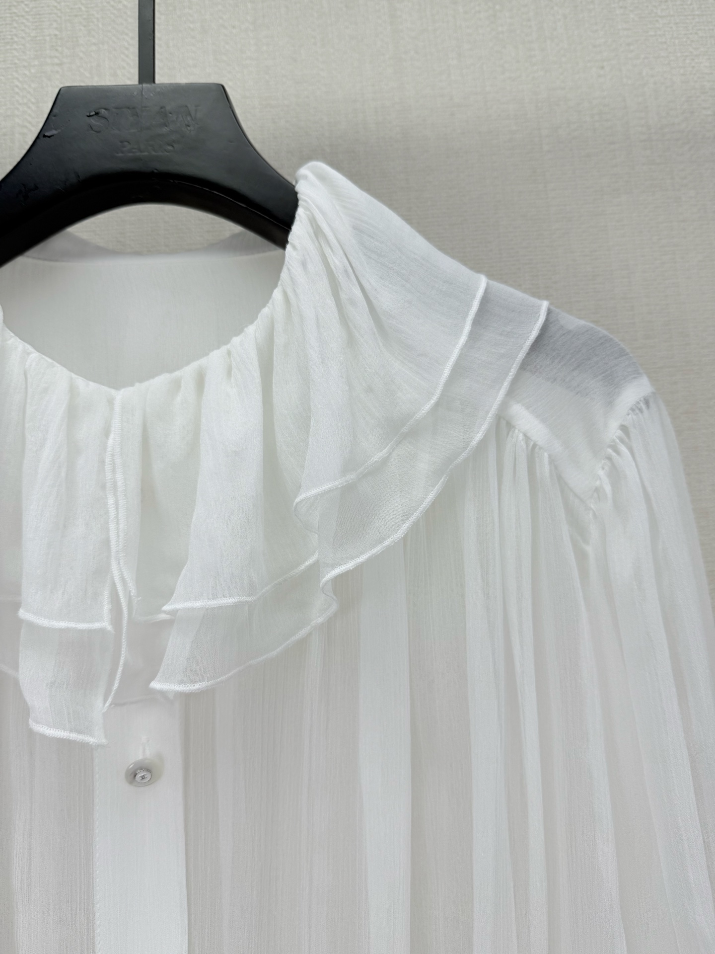 New Chanel-style ruffled collar blouse