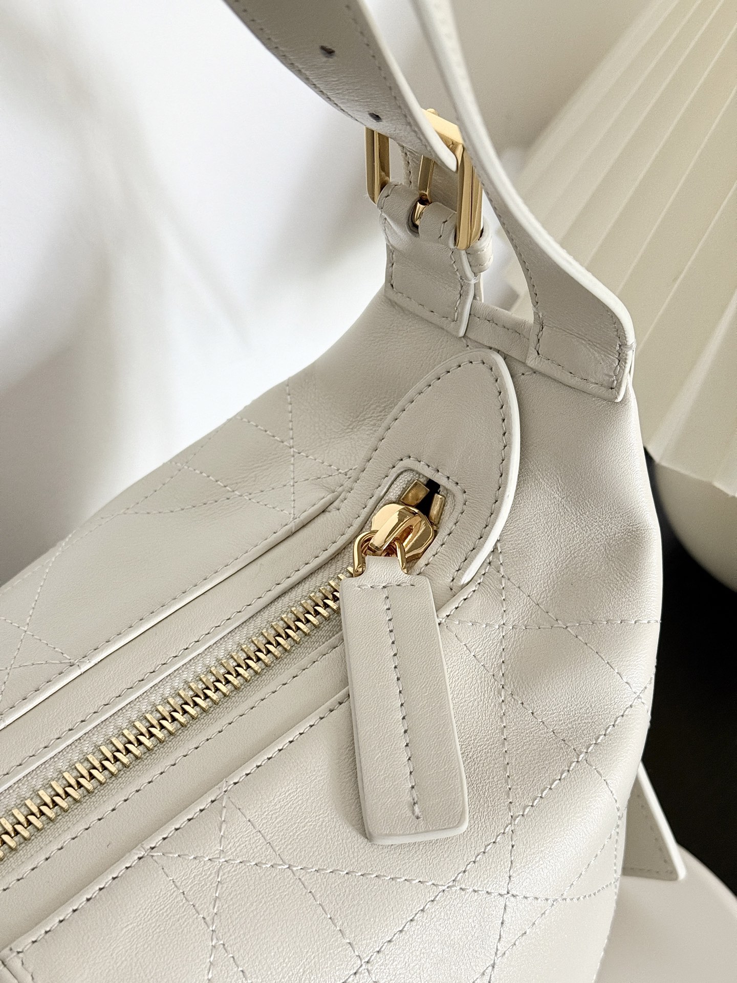 D-Journey Bag in Crinkled Calfskin