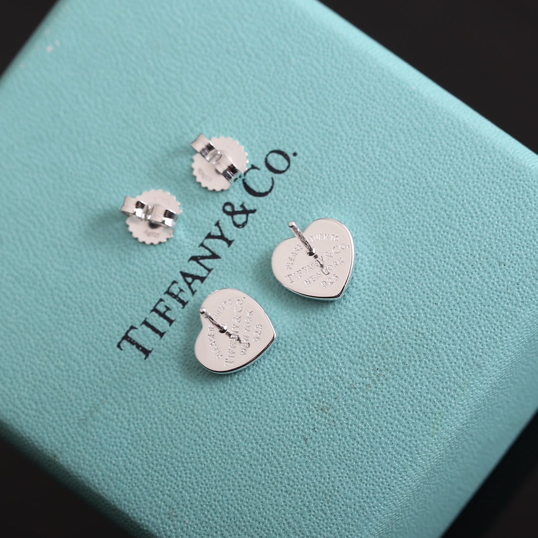 Tiff@ny Stud earrings-red