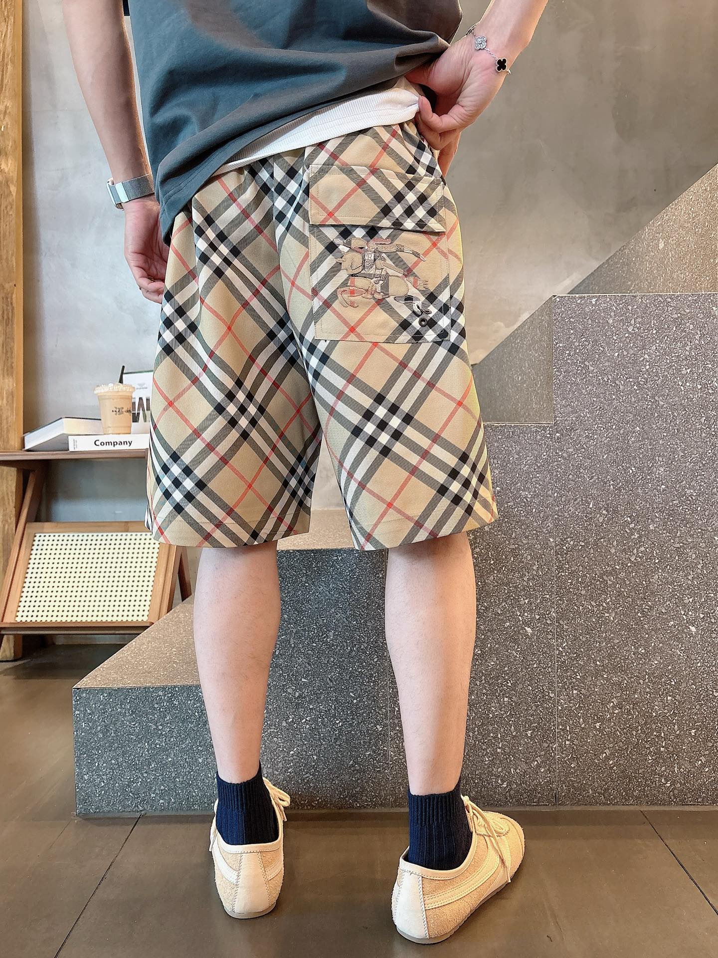 Burberry 2025 Summer New Arrival – Men’s Casual Shorts