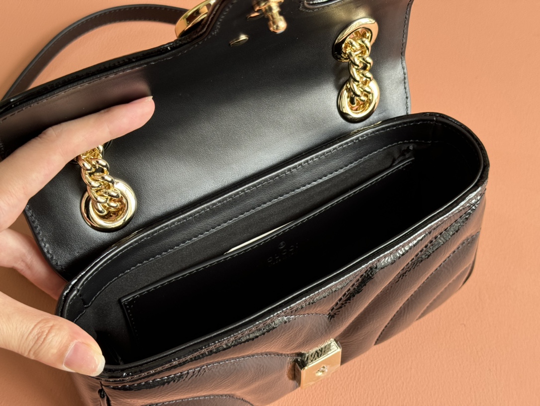 GG Marmont mini shoulder bag-446744