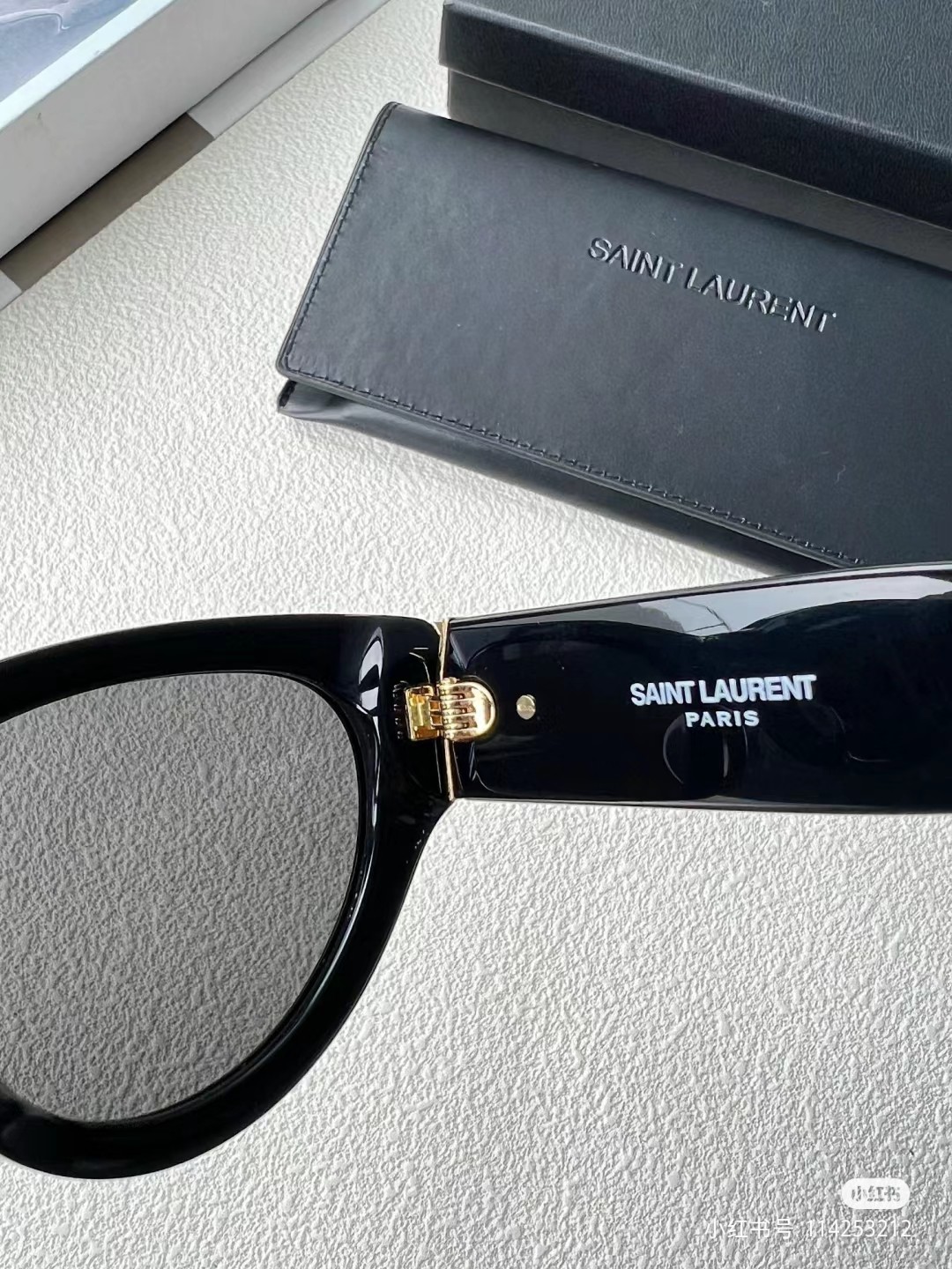 YSL Saint Laurent SLM94