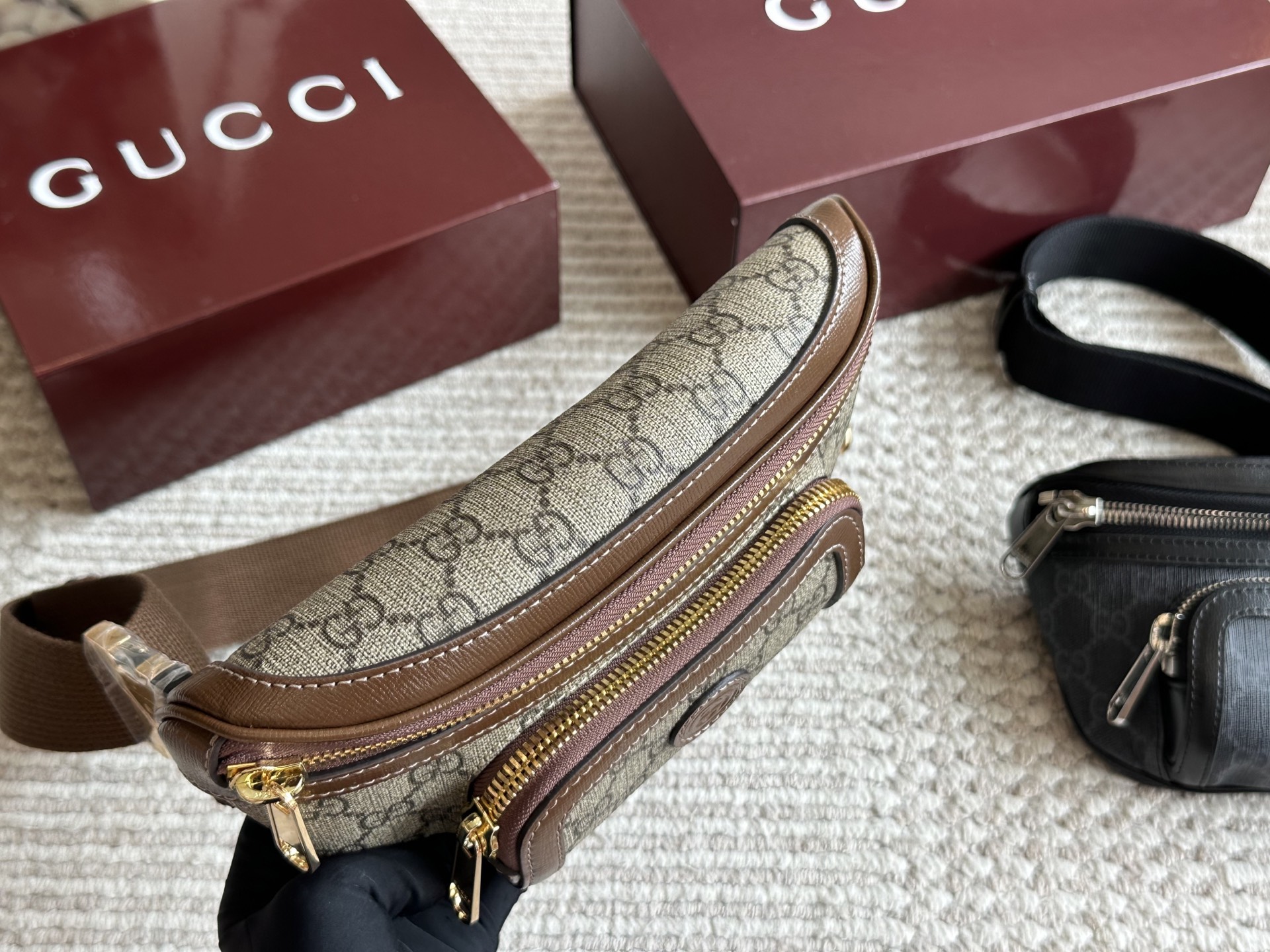GUCCI Supreme medium belt bag