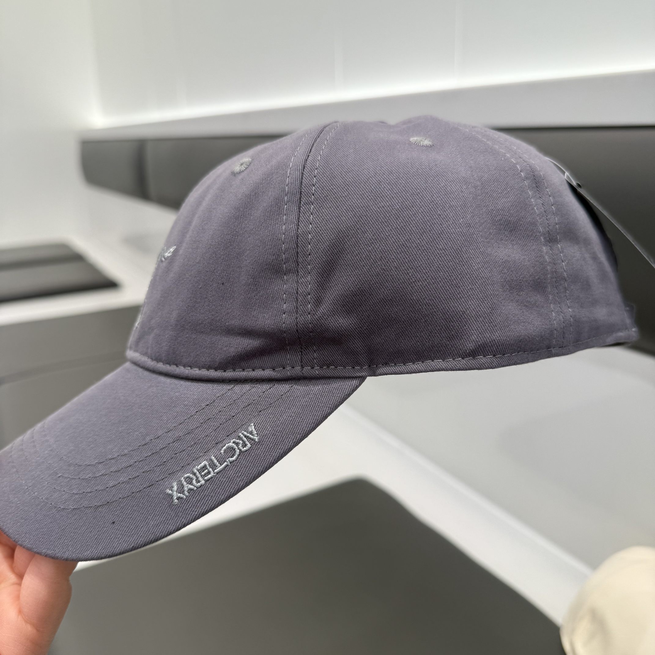 Arc'teryx- baseball cap