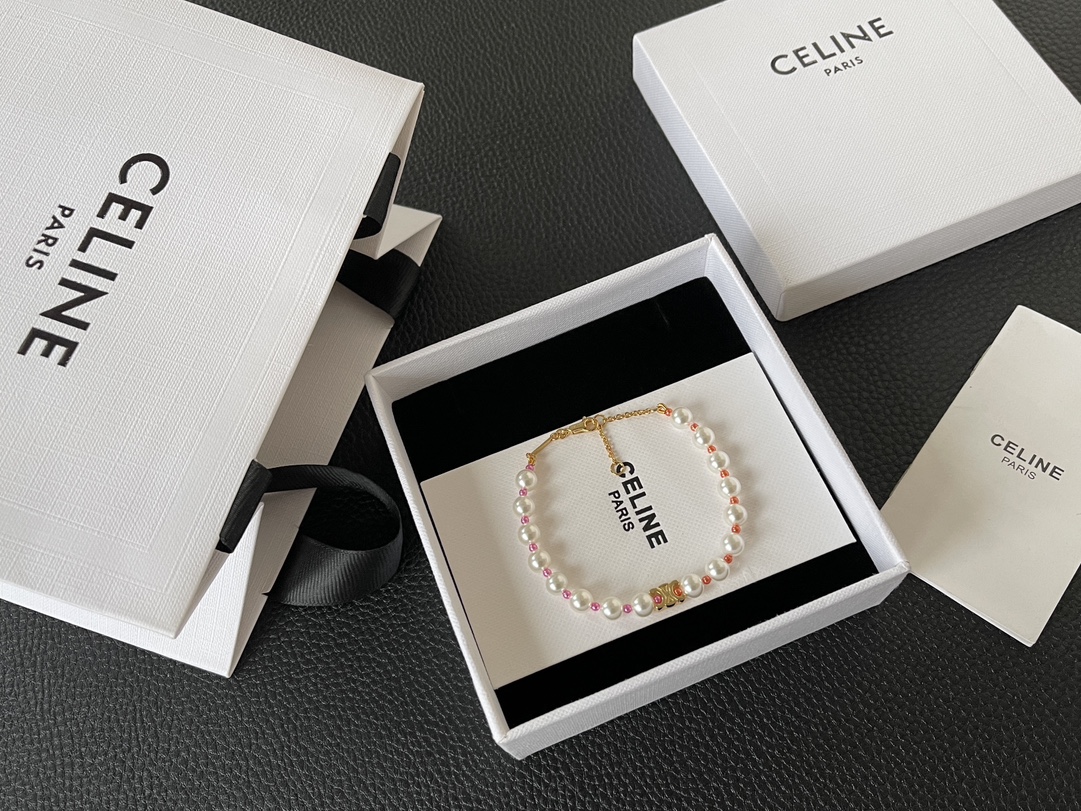 C*eline 520 pearl bracelet
