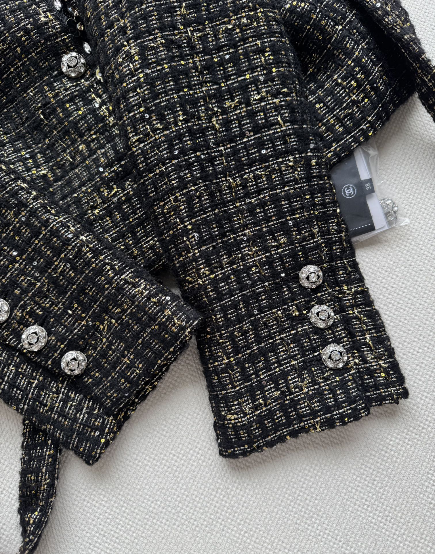 CHANEL 25FW New Tweed Jacket