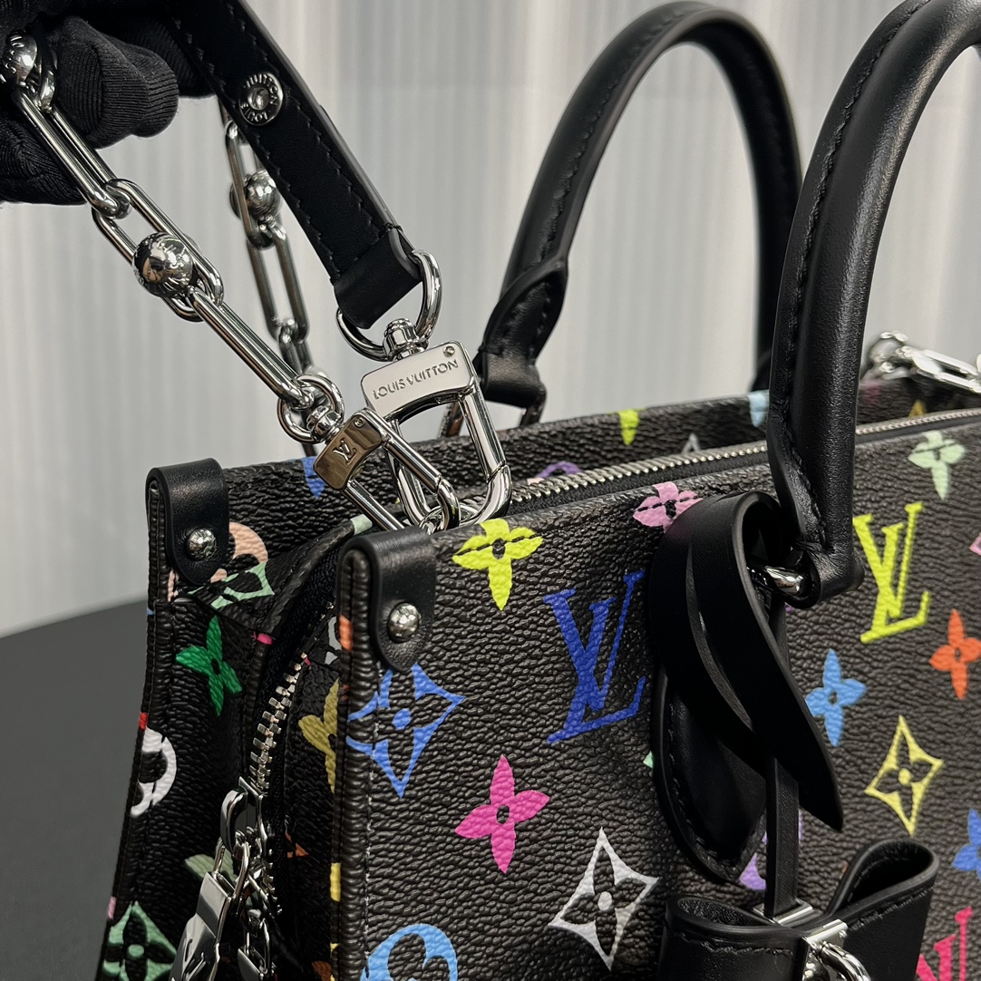 Louis Vuitton ONTHEGO EAST WEST CHAIN Bag