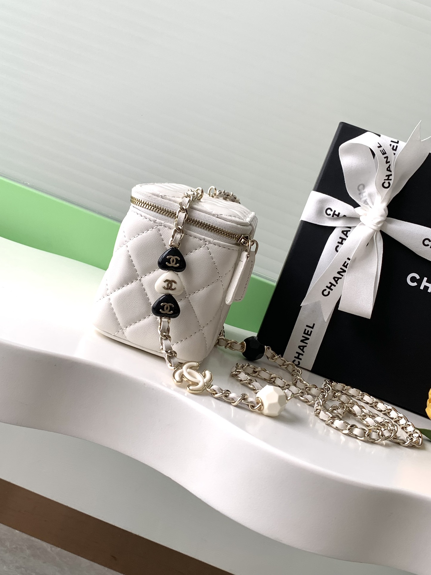 chanle Love makeup small lipstick box