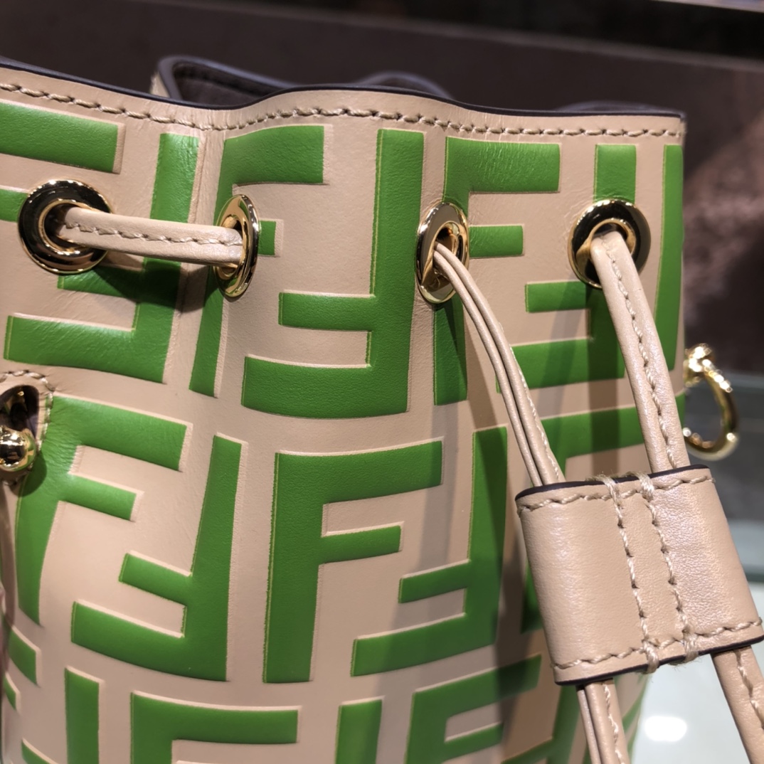 FENDI-Calfskin FF Logo Bucket Bag-Beige