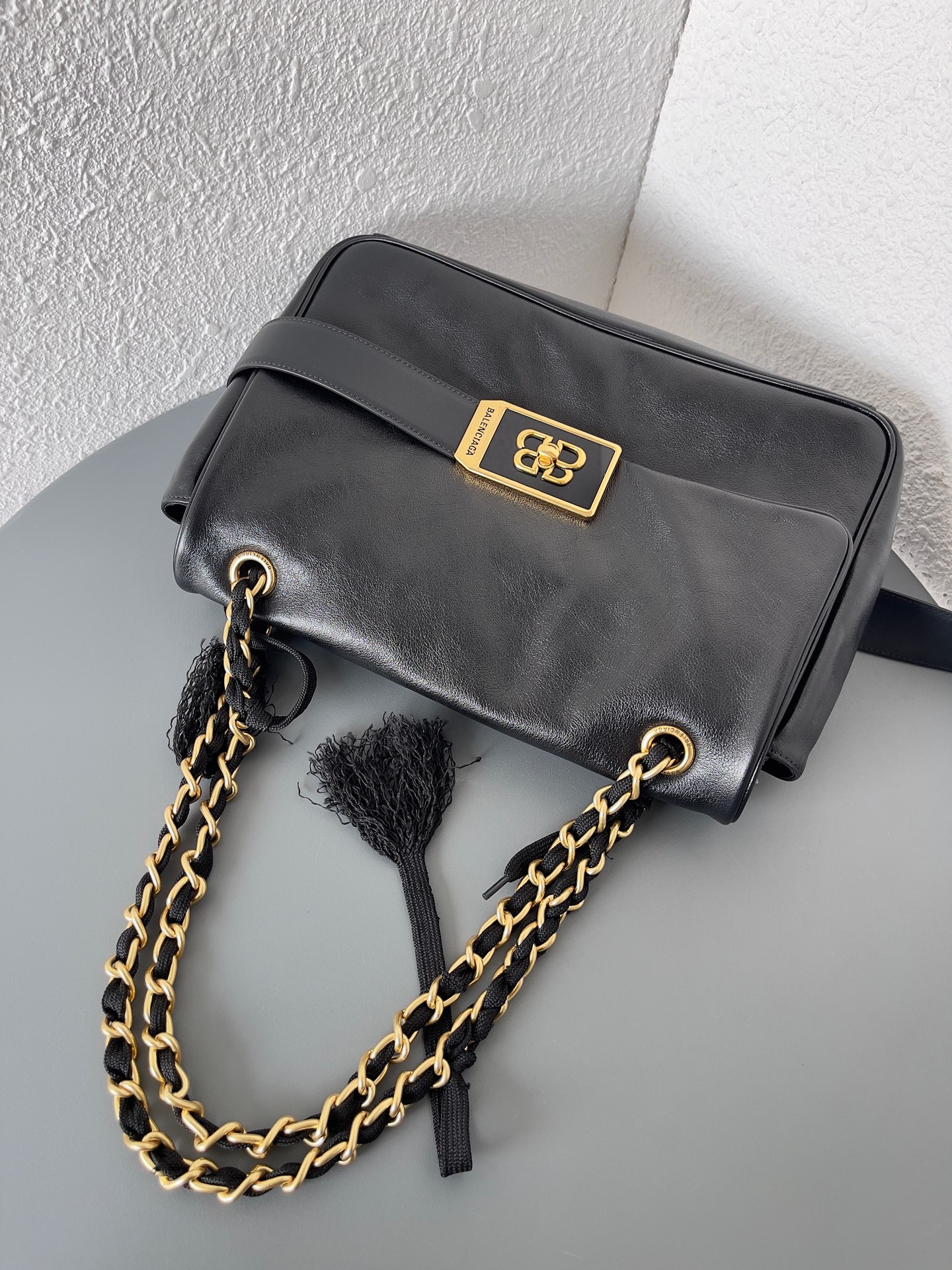 Balenciaga Modu Flap Chain Bag