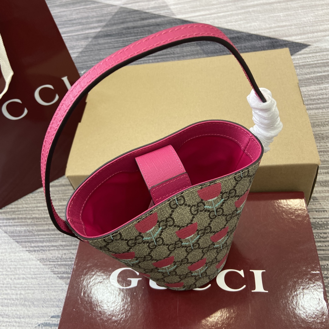 Gucci x Naon Jeong Kids' Bucket Bag