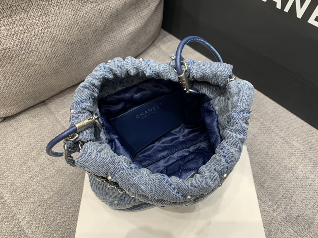 Chanel-Denim 22 Bag