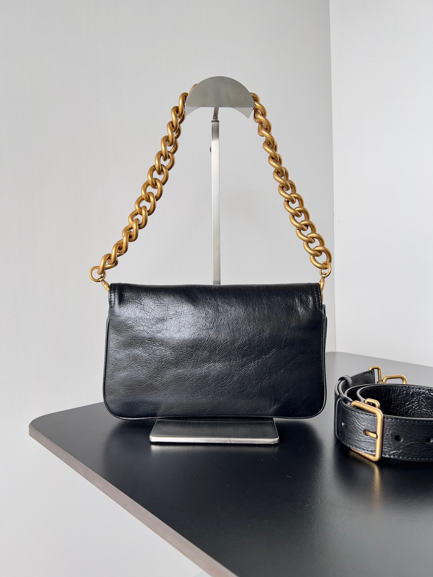 𝐁𝐚𝐥𝐞𝐧𝐜𝐢𝐚𝐠𝐚 bb soft shoulder bag-Gold