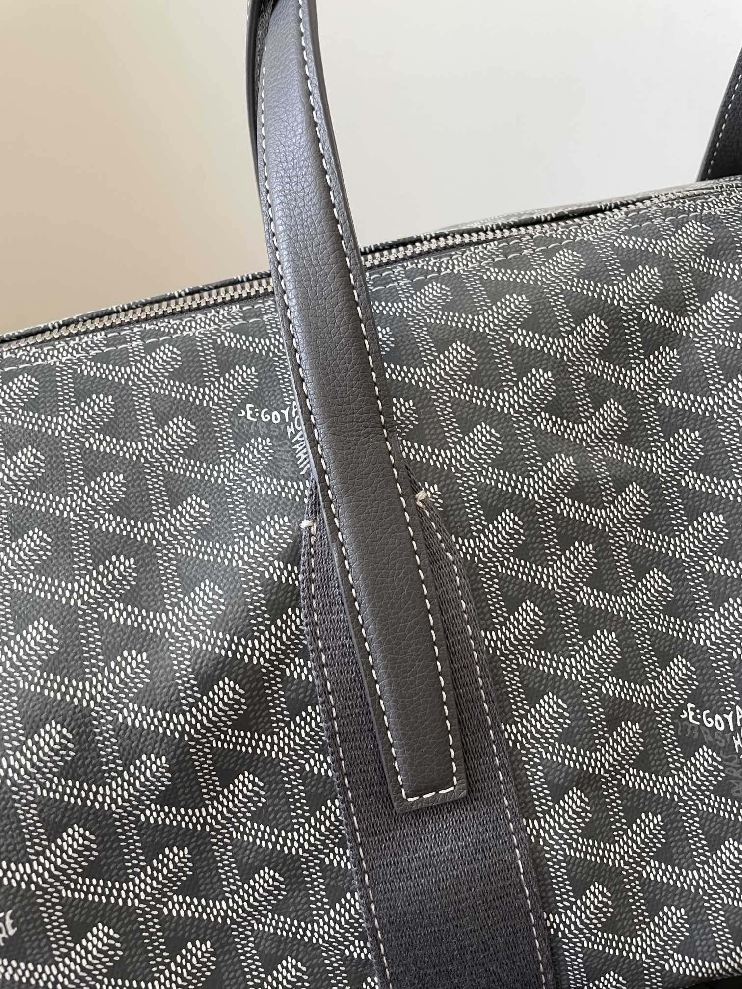 Goyard Barrel 40 – Grey 🩶