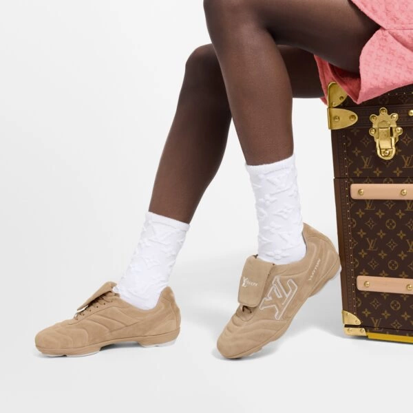 Louis Vuitton 1AHTXA LV Footprint Soccer Beige