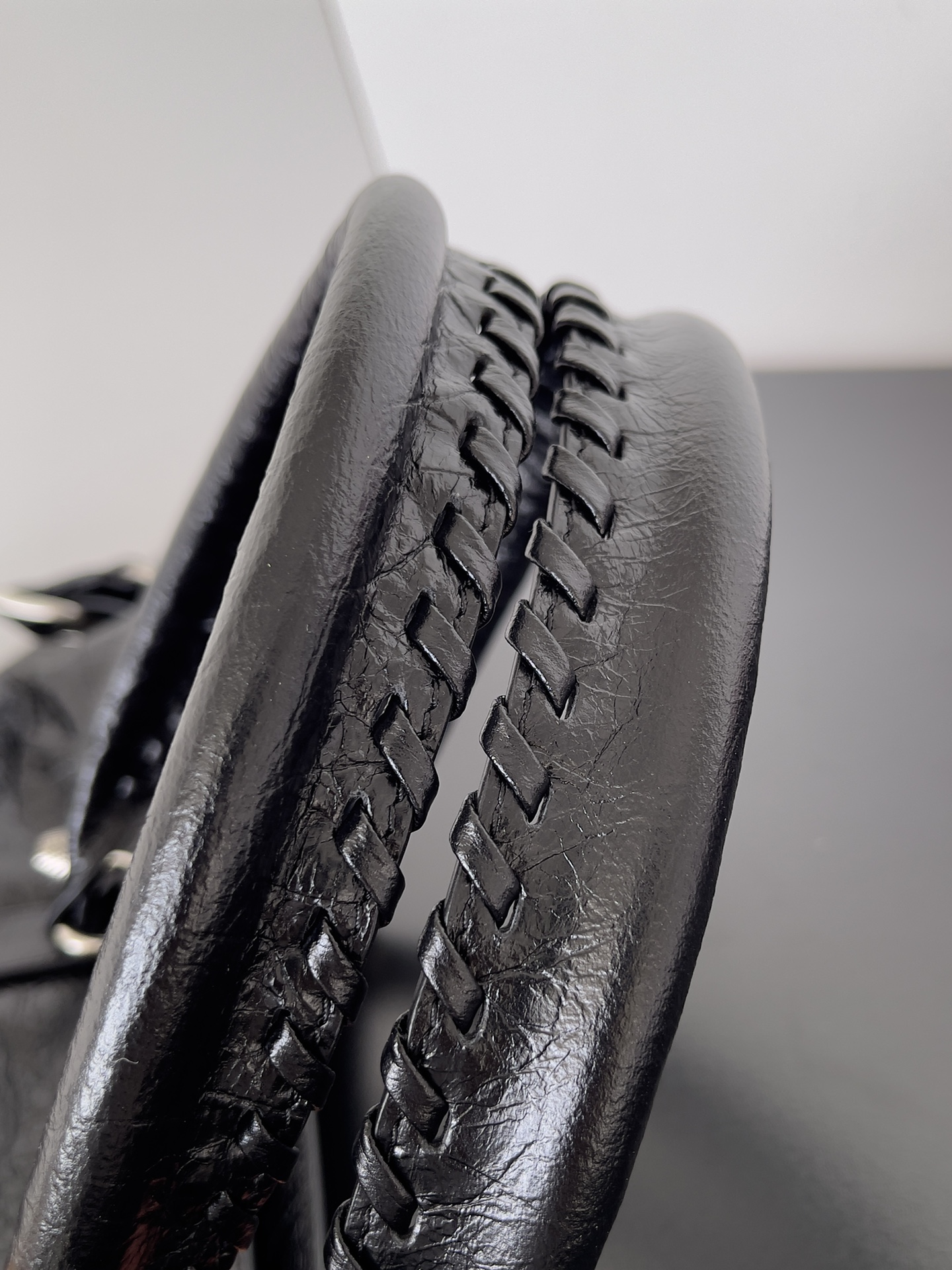 BALENCIAGA Neo Cargo XL Tote Bag - Black