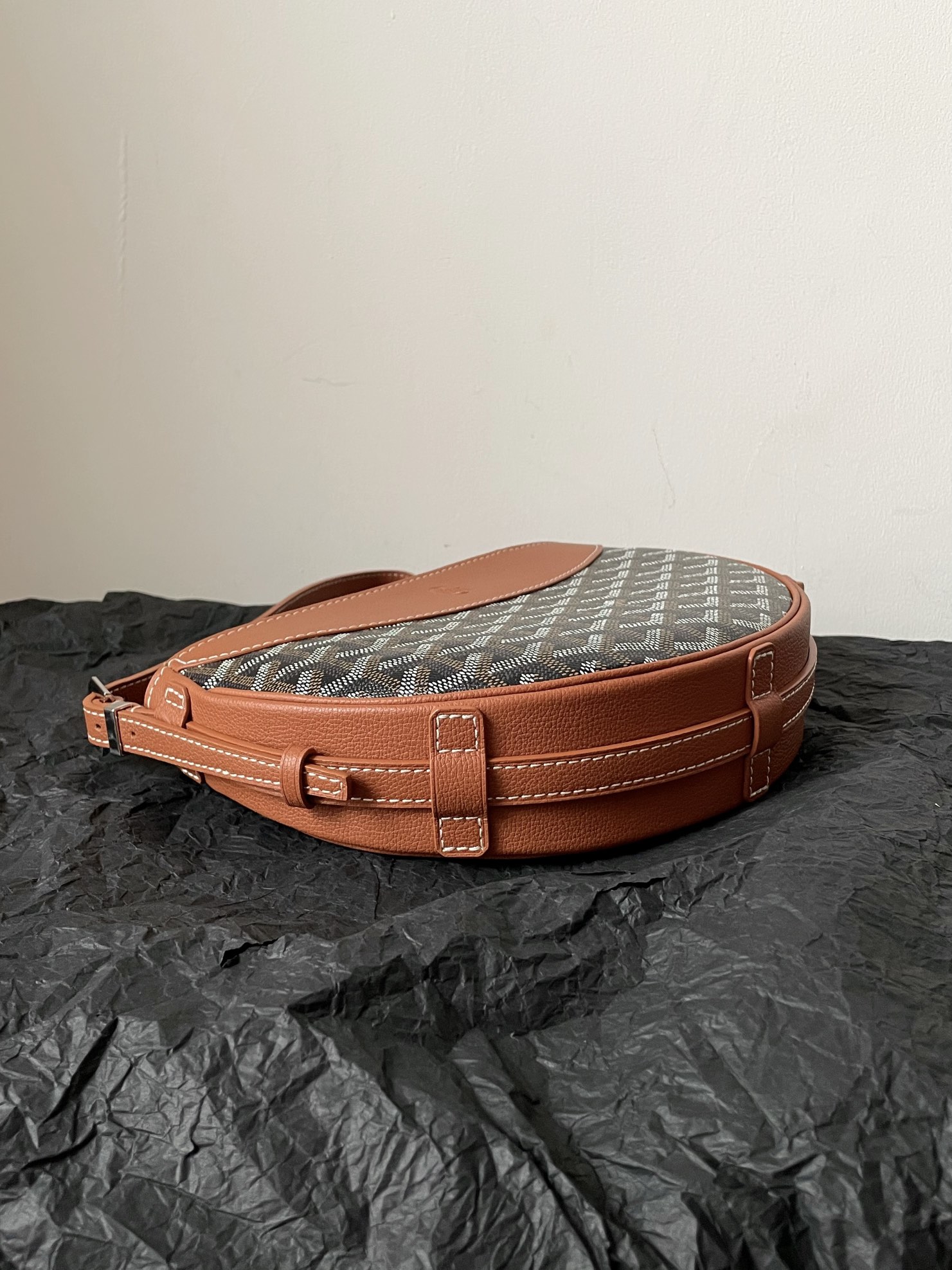 Goyard Hirondelle Bag in Black & Brown 🤎