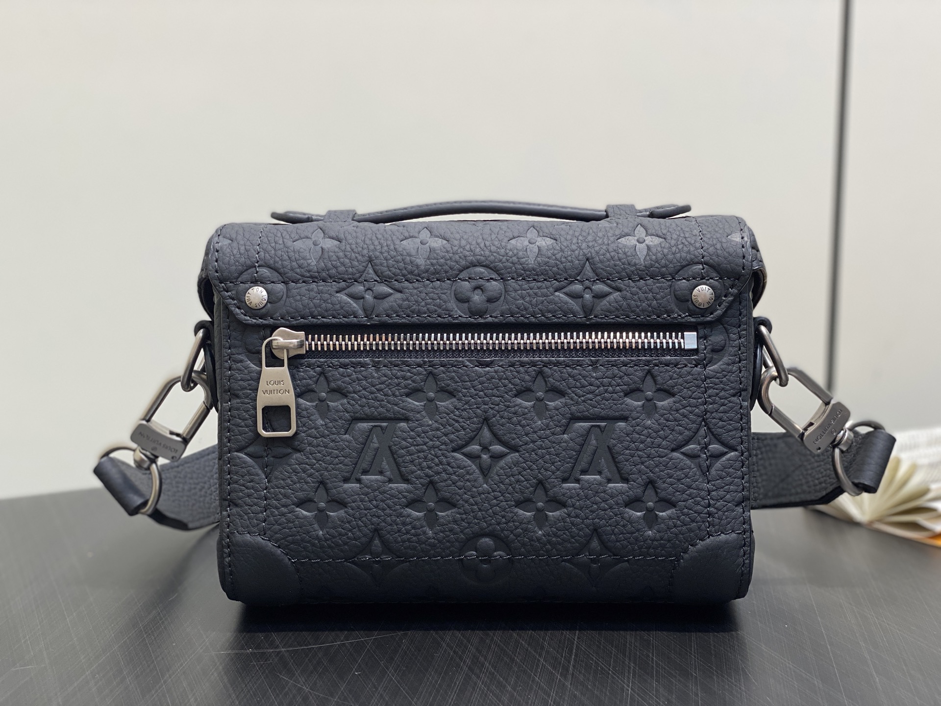 Louis Vuitton M13871 Soul Trunk Bag