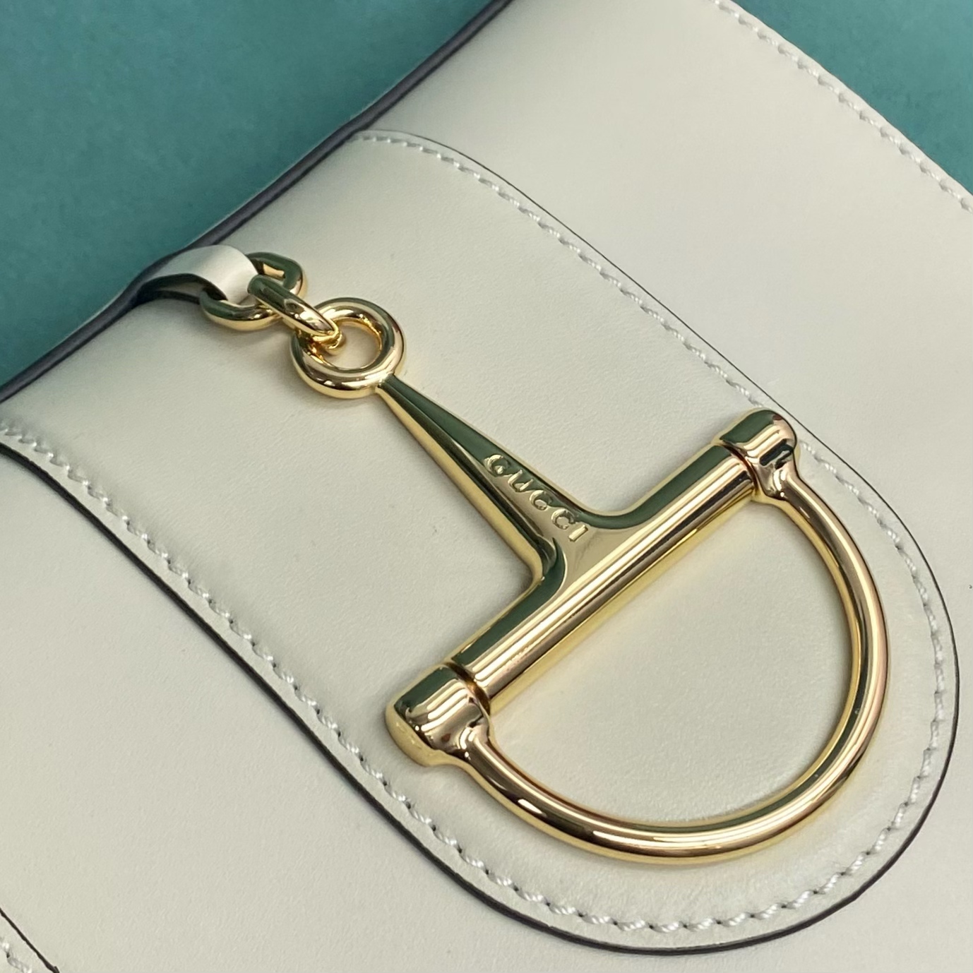 Gucci 73 small bucket bag