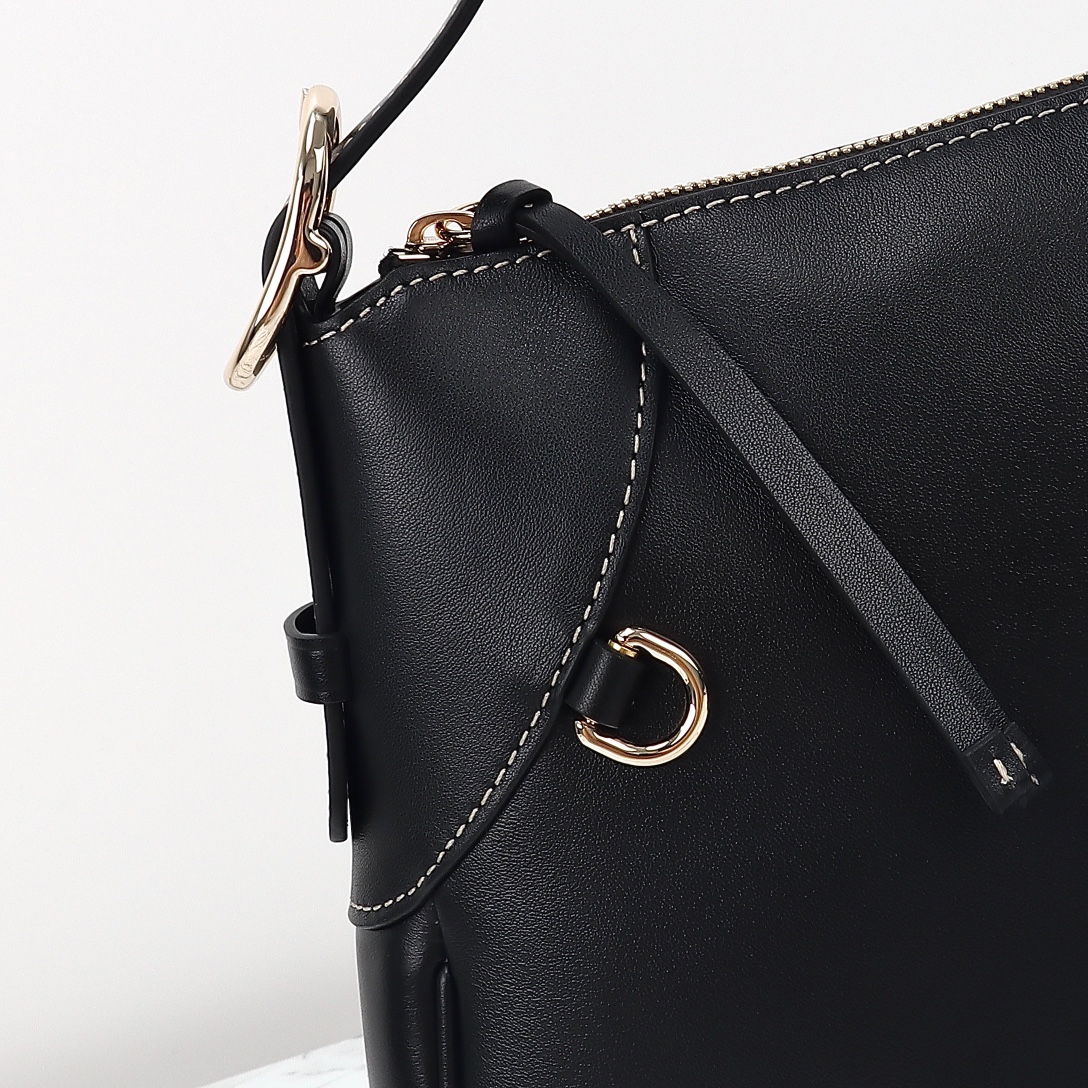 Gucci Leather gg emblem structured shoulder bag