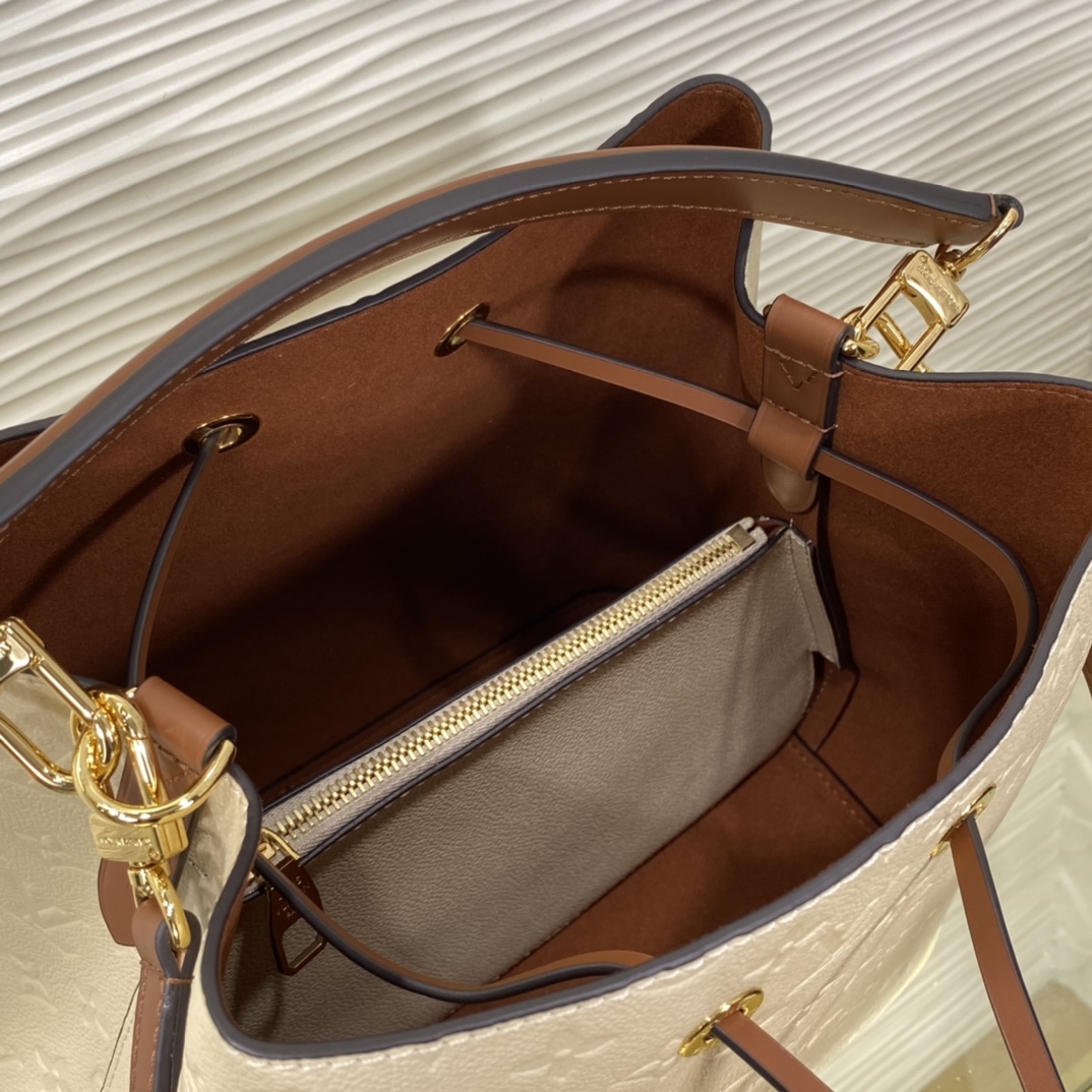 LV Embossed Calfskin Noé Bucket Bag