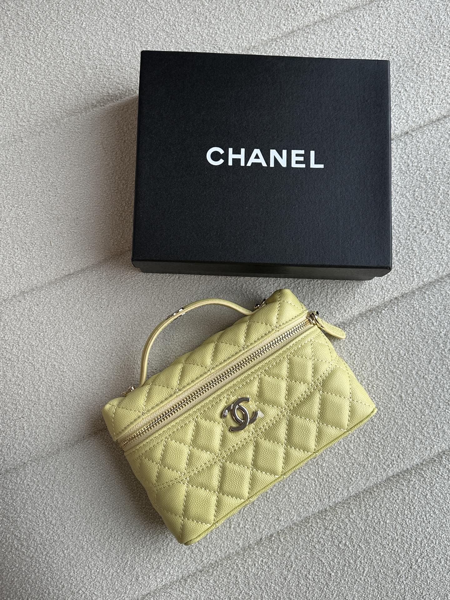 Chanel new 25C bag